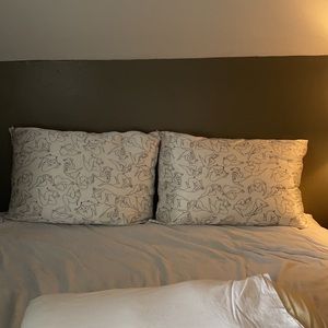 Kitsch silk pillowcases